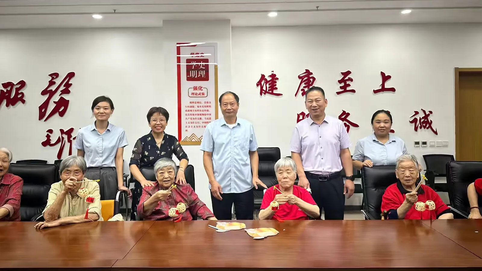 明晟環(huán)保新廠區(qū)封頂大吉，青山綠水不是夢，讓我們攜手共筑美好家園！